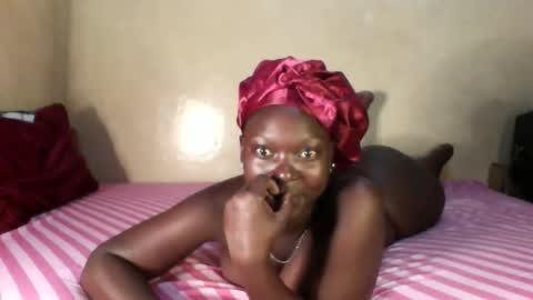 Snapshot of princesscheekyx chatting on October 2025 02:56:02 AM princesscheekyx online show from October 2025 02:56:02 AM