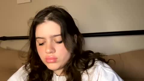 Snapshot of princesslaylaa chatting on January 2025 05:15:02 AM princessviccxo online show from January 2025 05:15:02 AM