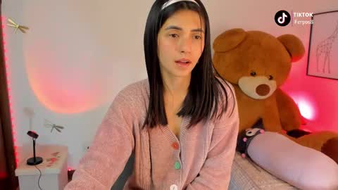princessluna_14 online show from December 2025 09:36:01 AM