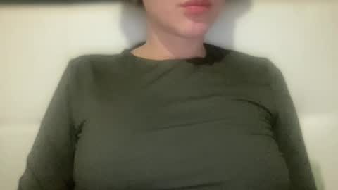 Snapshot of princesss99495055 chatting on September 2025 06:20:01 PM PureLust Couple online show from September 2025 06:20:01 PM