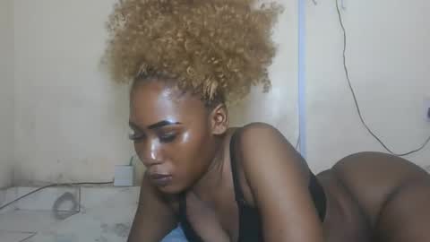 FENNY online show from November 2025 05:37:01 PM