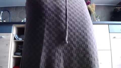 Space online show from November 2025 08:57:01 AM