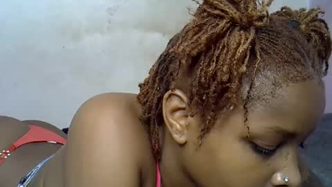 Snapshot of priya_queen chatting on April 2026 09:30:01 AM priya_queen online show from April 2026 09:30:01 AM