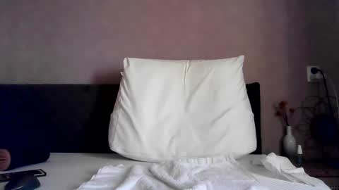 Snapshot of projectxx304379 chatting on January 2026 01:17:02 PM projectxx304379 online show from January 2026 01:17:02 PM