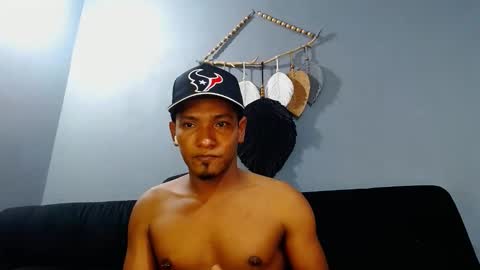 Grande y Gruesa online show from December 2024 05:03:01 AM