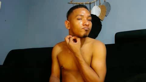 Grande y Gruesa online show from January 2025 12:09:02 PM