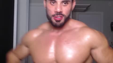 Snapshot of promuscles4u chatting on February 2025 10:31:02 PM promuscles4u online show from February 2025 10:31:02 PM