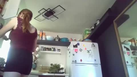 Snapshot of properfuct chatting on September 2025 09:51:01 PM Properfuct online show from September 2025 09:51:01 PM