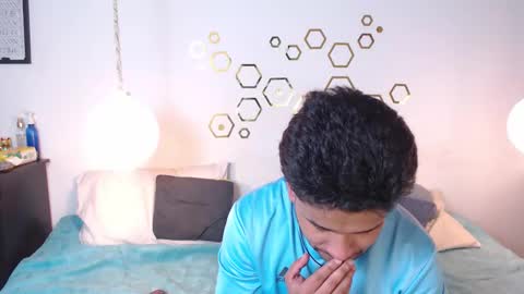 Adris  Juan online show from November 2025 04:07:02 AM