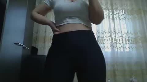 Snapshot of pryncess_sweety chatting on March 2025 07:14:02 AM Pryncess sweety online show from March 2025 07:14:02 AM