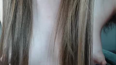 psychegirl online show from February 2025 07:54:02 PM