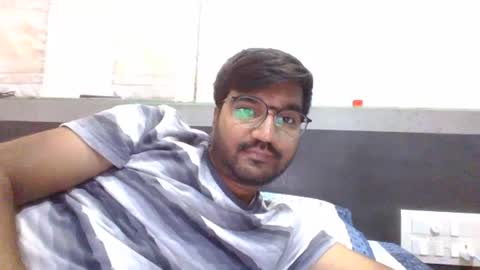 Snapshot of ptl1711 chatting on December 2024 08:05:01 AM ptl1711 online show from December 2024 08:05:01 AM