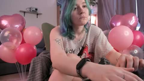 Alisa  lack of vitamin D  online show from December 2025 08:30:02 AM