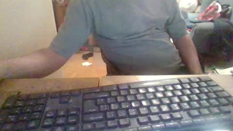 pup_y online show from October 2025 08:28:01 PM