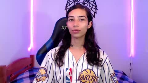 Cris online show from December 2024 06:09:02 PM