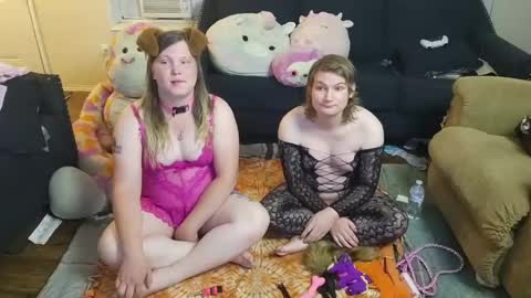 puppygirllovestobeg online show from July 2026 05:23:01 AM