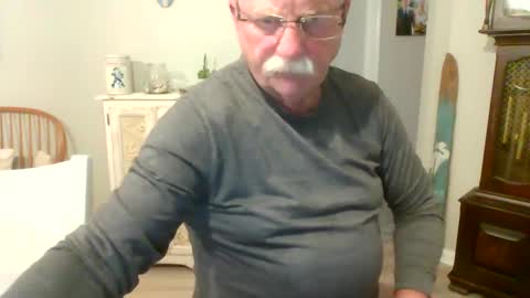 Snapshot of purpleshroom chatting on February 2025 03:59:02 AM purpleshroom online show from February 2025 03:59:02 AM