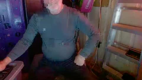 Snapshot of pussy_licker0127 chatting on February 2025 10:20:02 AM Mark online show from February 2025 10:20:02 AM