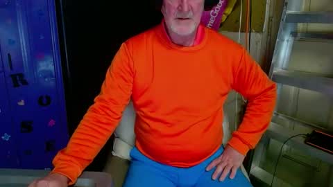 Snapshot of pussy_licker0127 chatting on March 2025 07:49:02 PM Mark online show from March 2025 07:49:02 PM