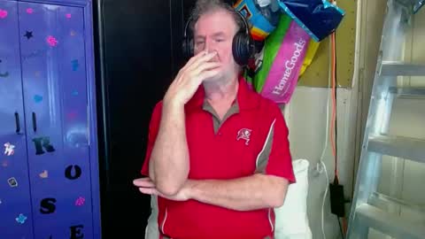 Snapshot of pussy_licker0127 chatting on March 2025 07:28:02 PM Mark online show from March 2025 07:28:02 PM