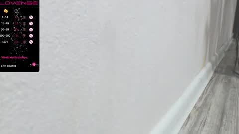 Nina online show from January 2025 09:39:02 PM