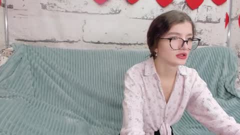 pussykatt_girl online show from February 2025 01:34:01 AM