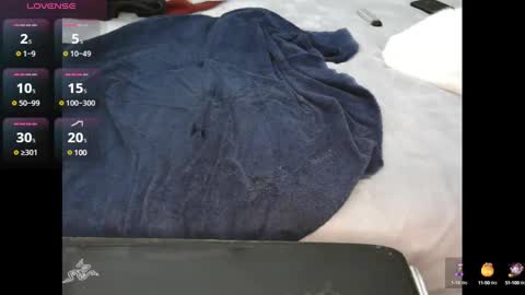 Snapshot of pussylover2182 chatting on December 2024 09:02:02 AM pussylover2182 online show from December 2024 09:02:02 AM