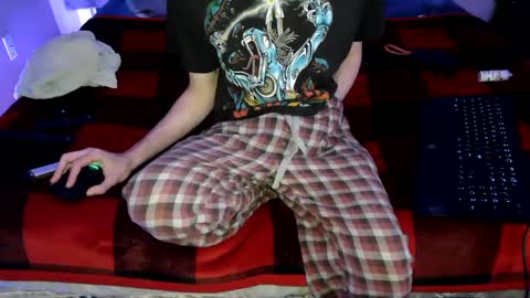 Snapshot of pussylover2182 chatting on December 2024 08:26:01 AM pussylover2182 online show from December 2024 08:26:01 AM