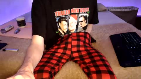 Snapshot of pussylover2182 chatting on December 2024 07:51:02 AM pussylover2182 online show from December 2024 07:51:02 AM