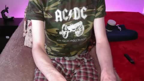 Snapshot of pussylover2182 chatting on January 2025 08:57:02 PM pussylover2182 online show from January 2025 08:57:02 PM