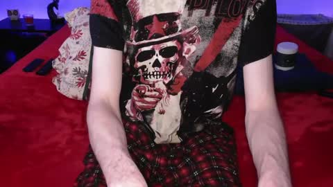 Snapshot of pussylover2182 chatting on March 2025 06:05:02 AM pussylover2182 online show from March 2025 06:05:02 AM