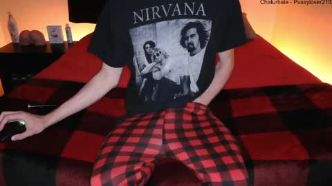 Snapshot of pussylover2182 chatting on September 2025 03:06:02 AM pussylover2182 online show from September 2025 03:06:02 AM