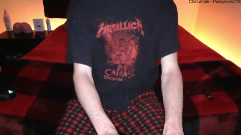 Snapshot of pussylover2182 chatting on September 2025 03:08:01 AM pussylover2182 online show from September 2025 03:08:01 AM