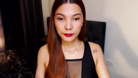 Snapshot of pussywetandwild chatting on March 2025 11:48:01 AM LHARA online show from March 2025 11:48:01 AM