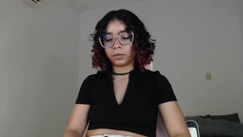 Izumi online show from December 2024 04:06:02 AM