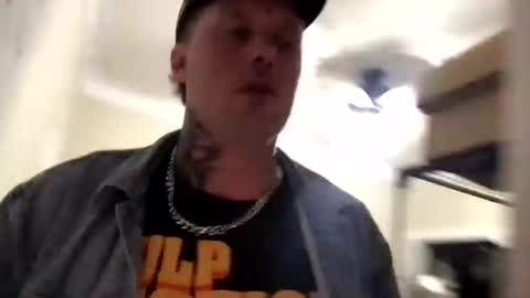 Snapshot of pweezy33 chatting on January 2025 05:59:01 AM buddyguy online show from January 2025 05:59:01 AM