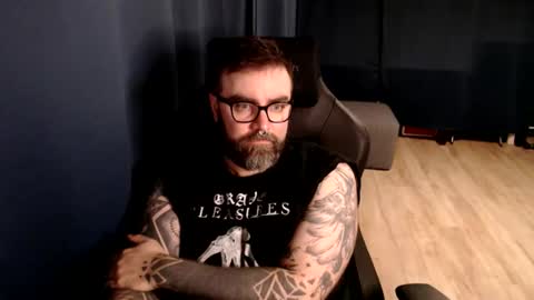 Snapshot of pyroxen chatting on January 2026 08:36:02 PM Yog Sothoth online show from January 2026 08:36:02 PM
