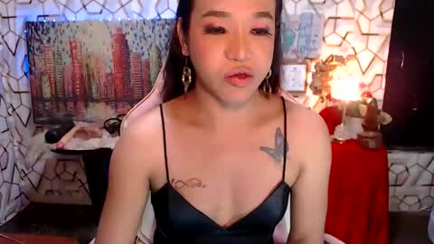 Snapshot of pythoncock4u chatting on April 2026 04:11:01 PM Queen Agatha online show from April 2026 04:11:01 PM