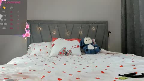 Kimi online show from October 2025 04:24:01 AM