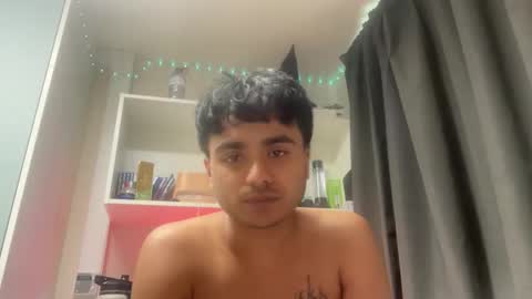 Snapshot of qosmo123 chatting on April 2026 09:07:01 AM qosmo123 online show from April 2026 09:07:01 AM