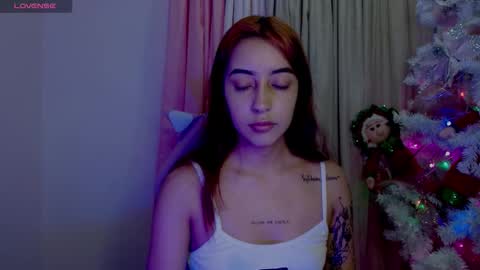 Snapshot of quee_tiana chatting on December 2025 11:53:01 PM your princess online show from December 2025 11:53:01 PM