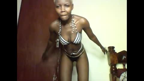 Snapshot of queen_abito chatting on January 2025 08:28:01 AM queen_abito online show from January 2025 08:28:01 AM