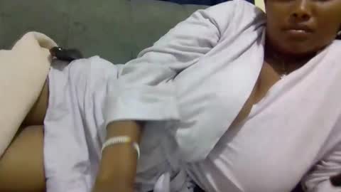 queen_doli online show from February 2026 05:39:02 PM