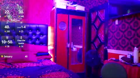 Lily online show from November 2025 12:23:01 AM