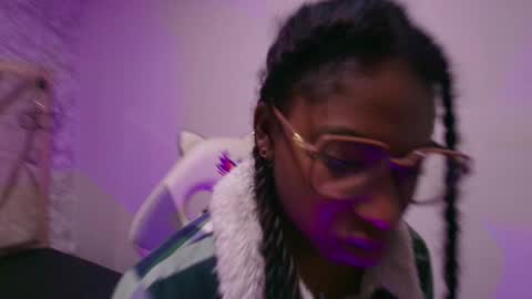   online show from December 2025 11:19:01 AM