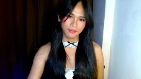 Snapshot of queena10 chatting on February 2025 08:17:01 AM CALL ME YOUR QUEEN AIVY1 online show from February 2025 08:17:01 AM