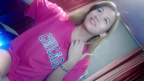 Snapshot of queena10 chatting on September 2025 09:37:01 PM CALL ME YOUR QUEEN AIVY1 online show from September 2025 09:37:01 PM