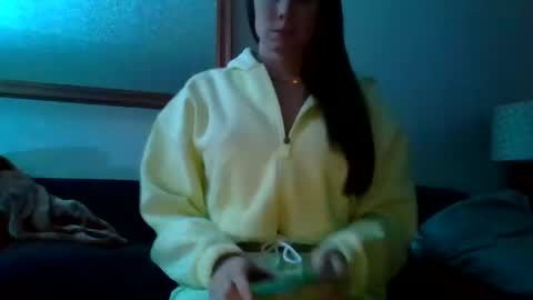 queenbee6269 online show from December 2024 03:21:02 AM