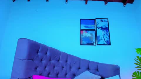 Queen online show from March 2025 12:00:02 AM