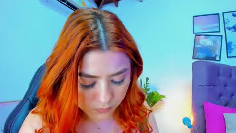 Queen online show from December 2025 07:01:02 PM